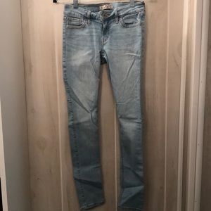 Hollister skinny jeans